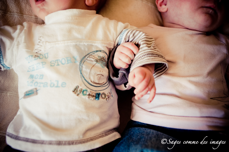 jumeaux bébés