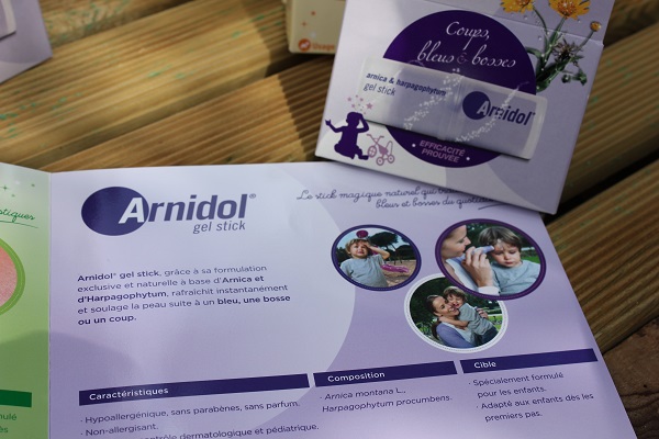 Arnidol stick bleus et bosses