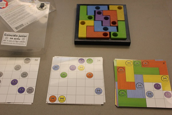 jeu en bois stratégique enfants