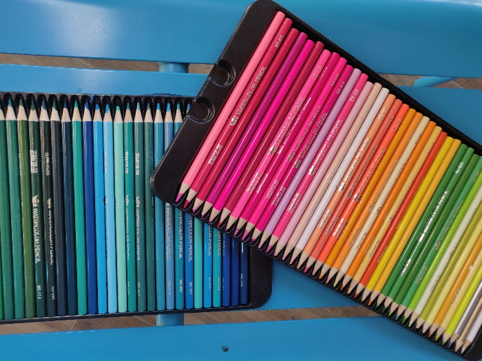 Zenacolor - 120 Crayons de Couleur Professionnels, avec Boîte en