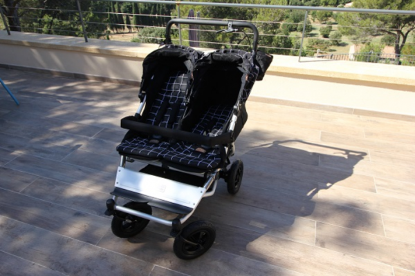 Poussette double Moutain Buggy Duet
